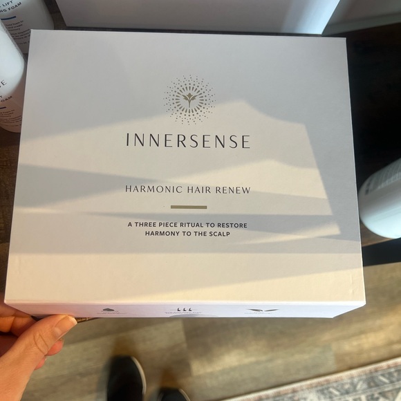 INNERSENSE HARMONIC HAIR RENEW SET SCALP CARE KIT NIB - Picture 2 of 3